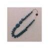 COLLAR LARGO CON CUENTAS DE RESINA